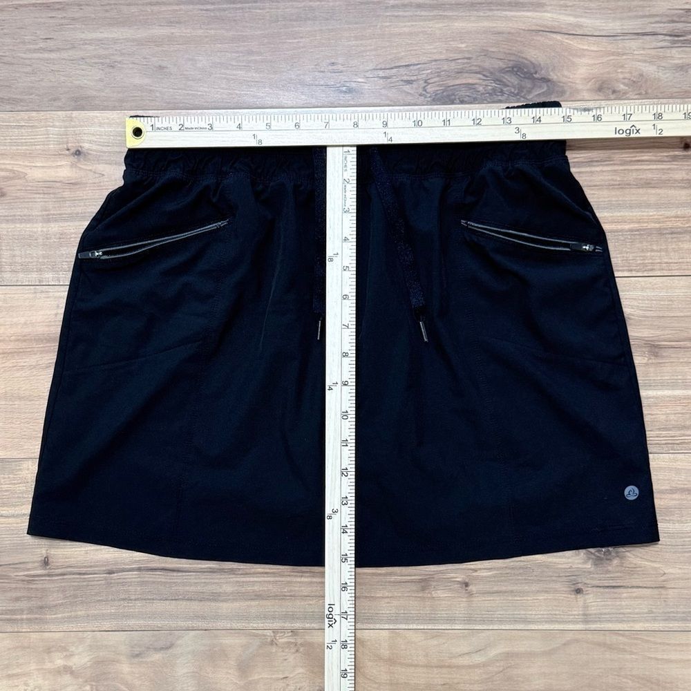 Apana Women’s Black Skort with Zippered Pockets Size L / Zipper pockets - Picture 2 of 8